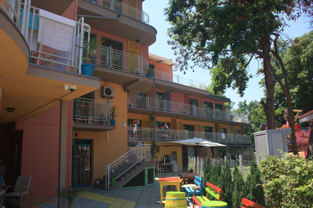 Hotel Largo Slantchev Briag Extérieur photo